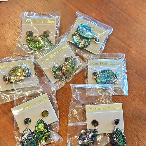 Vtg nos paua - shell, earrings